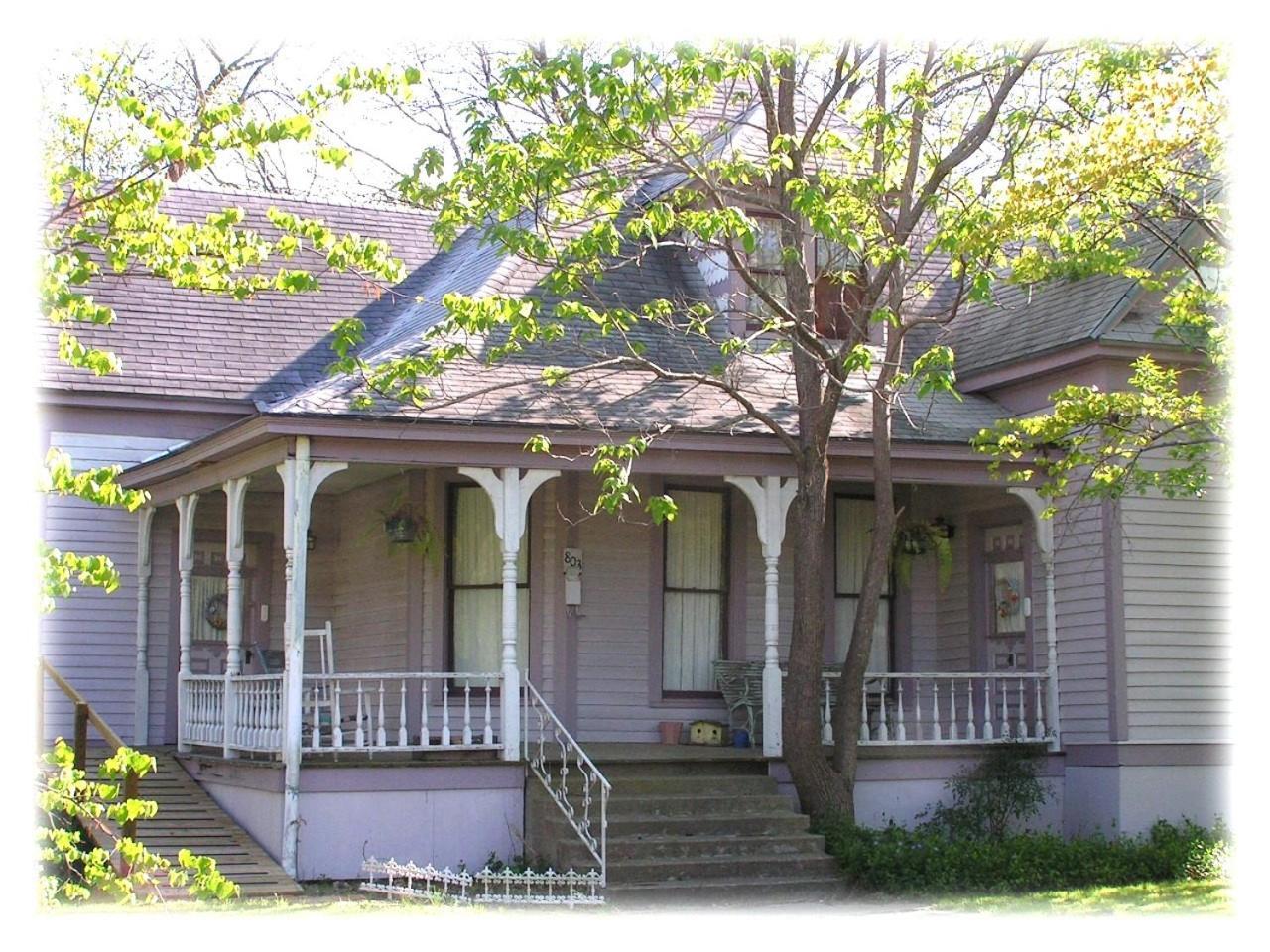 Carleton House Bed And Breakfast Bonham Exterior photo